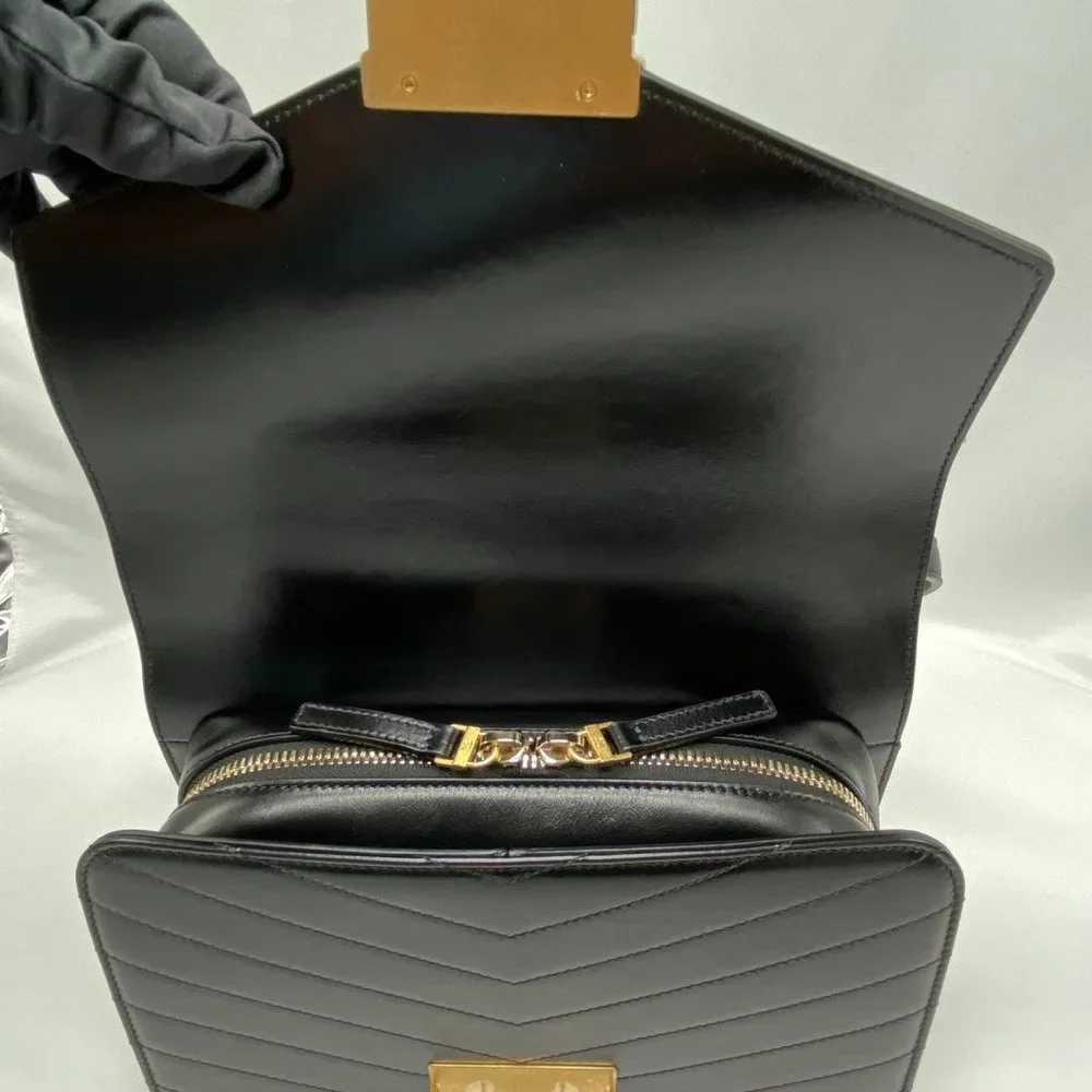 Chanel Black Medal Envelope Flap Bag Chevron Calfskin - Picture 8 of 12